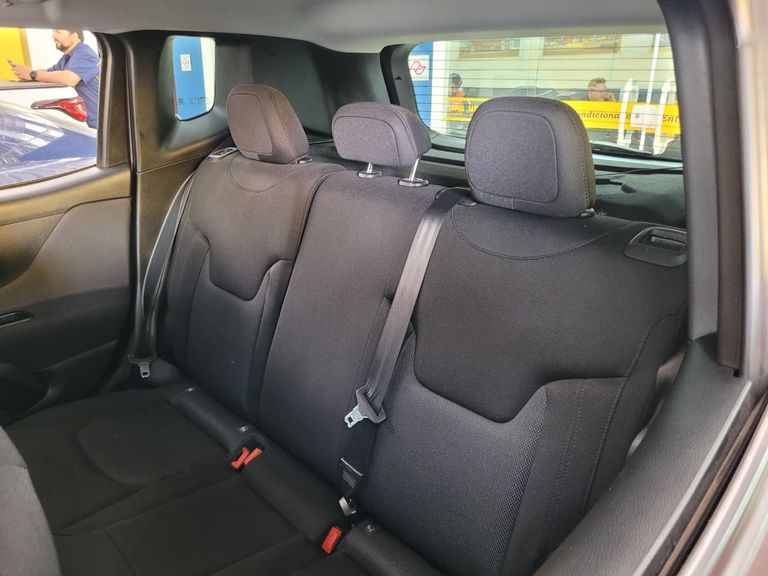 Jeep Renegade STD 1.8 4x2 Flex 16v Aut.