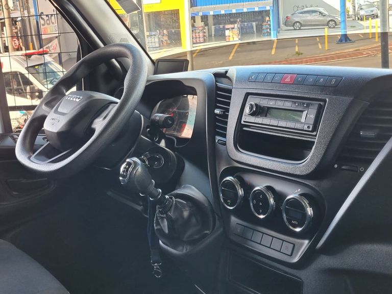 IVECO DAILY CHASSI 35-150 Longo 3.0 (Diesel)