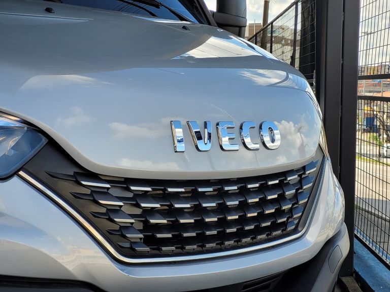 IVECO DAILY CHASSI 35-150 Longo 3.0 (Diesel)
