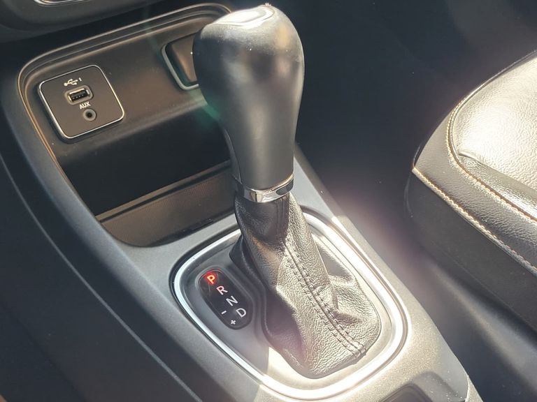 Jeep COMPASS LONGITUDE 2.0 4x2 Flex 16V Aut.