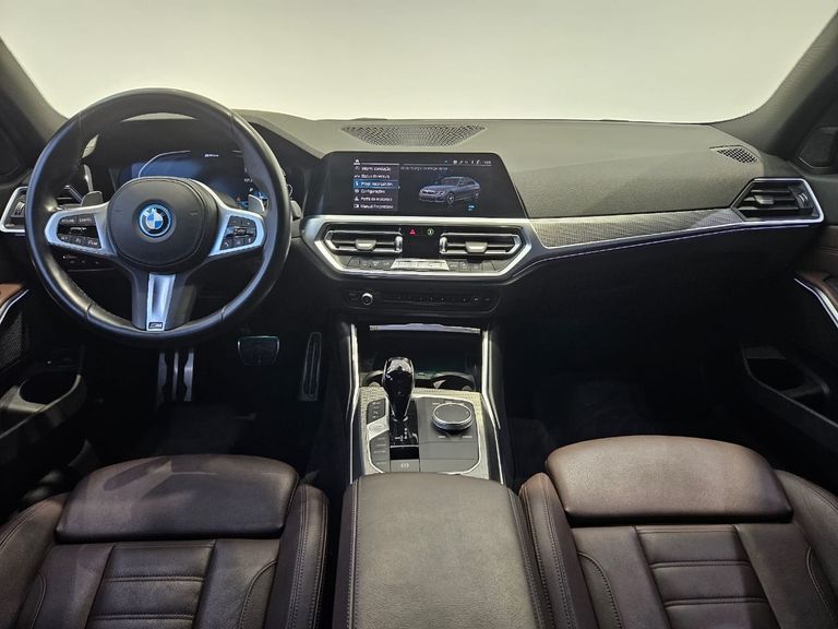 BMW 330e M Sport 2.0 Turbo Aut. (Híbrido)