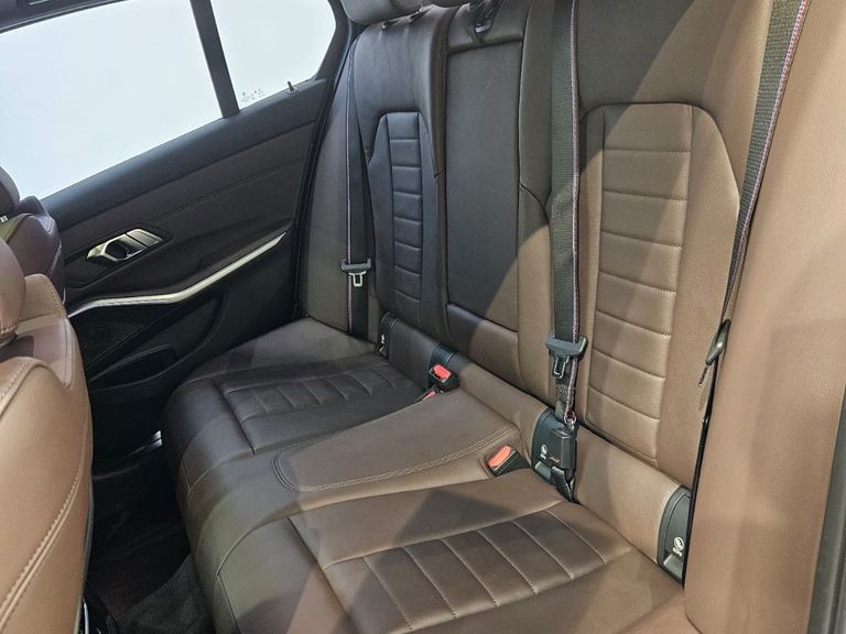 BMW 330e M Sport 2.0 Turbo Aut. (Híbrido)