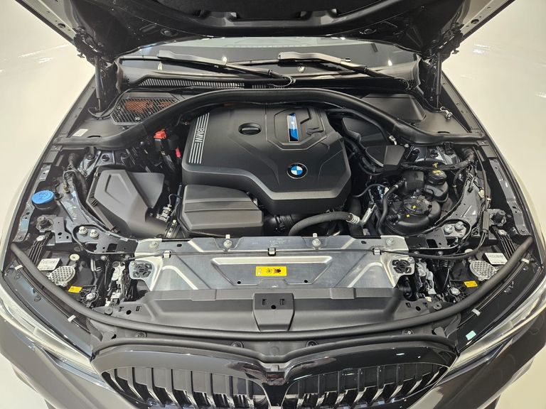 BMW 330e M Sport 2.0 Turbo Aut. (Híbrido)