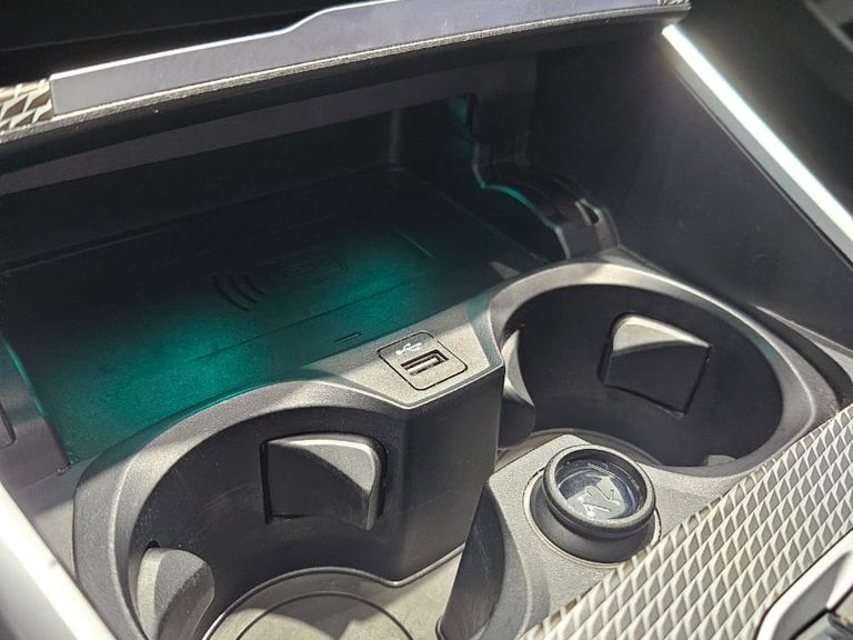 BMW 330e M Sport 2.0 Turbo Aut. (Híbrido)