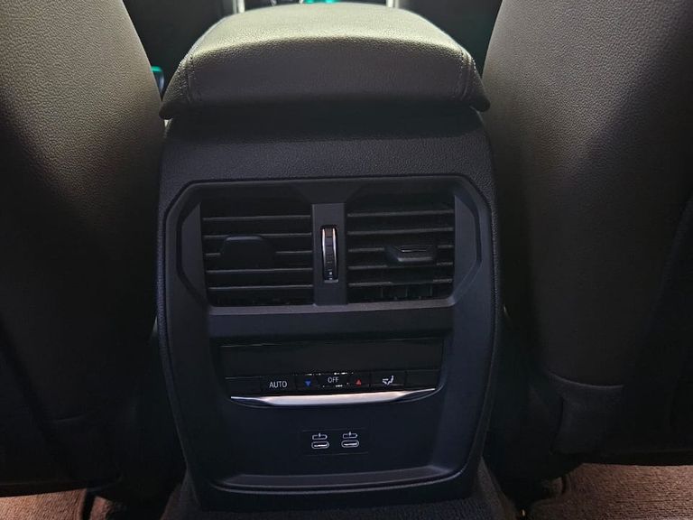 BMW 330e M Sport 2.0 Turbo Aut. (Híbrido)