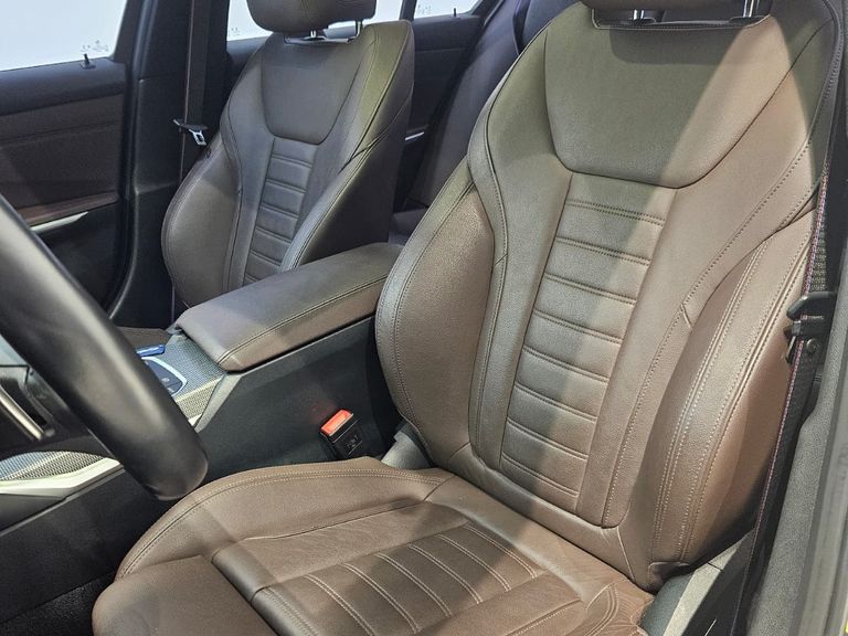 BMW 330e M Sport 2.0 Turbo Aut. (Híbrido)