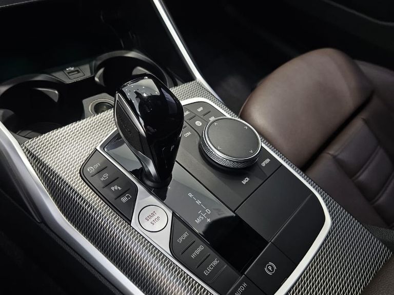 BMW 330e M Sport 2.0 Turbo Aut. (Híbrido)