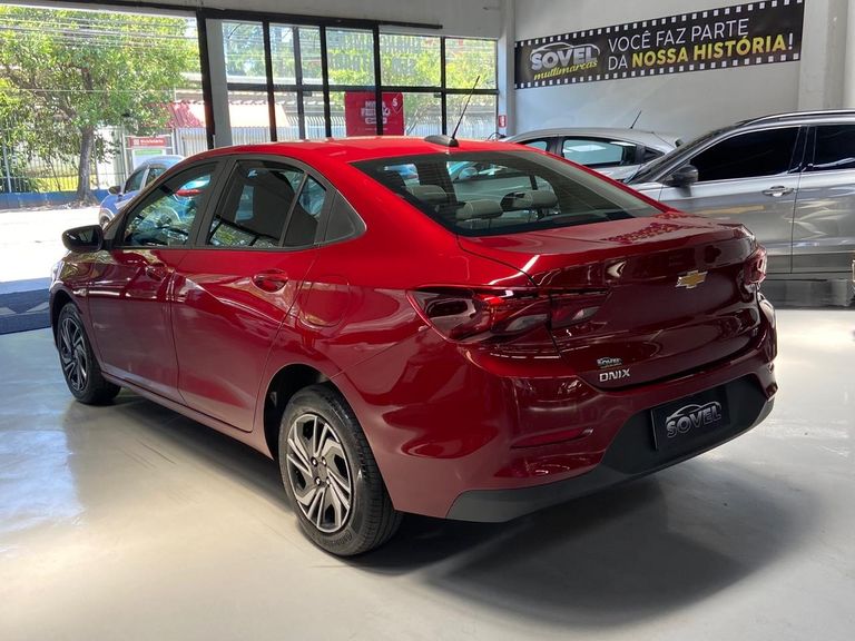 Chevrolet ONIX SEDAN Plus LT 1.0 12V Flex 4p Mec.