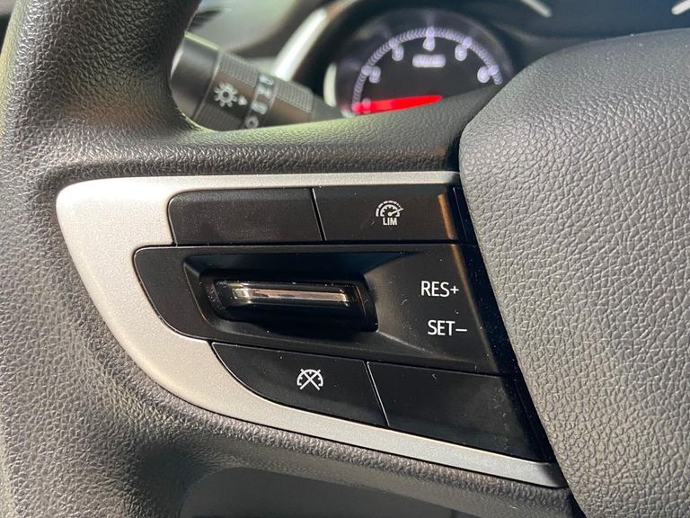 Chevrolet ONIX SEDAN Plus LT 1.0 12V Flex 4p Mec.