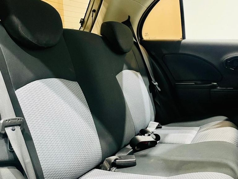 Nissan MARCH S 1.0 16V Flex Fuel 5p