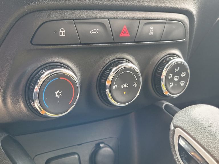 Chevrolet ONIX HATCH RS 1.0 TB 12V Flex 5p Aut.