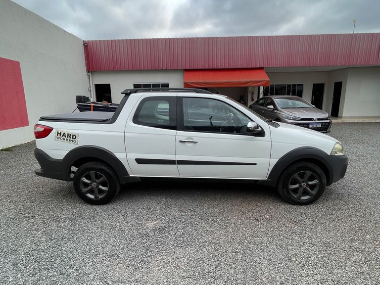 Fiat Strada Working HARD 1.4 Fire Flex 8V CD