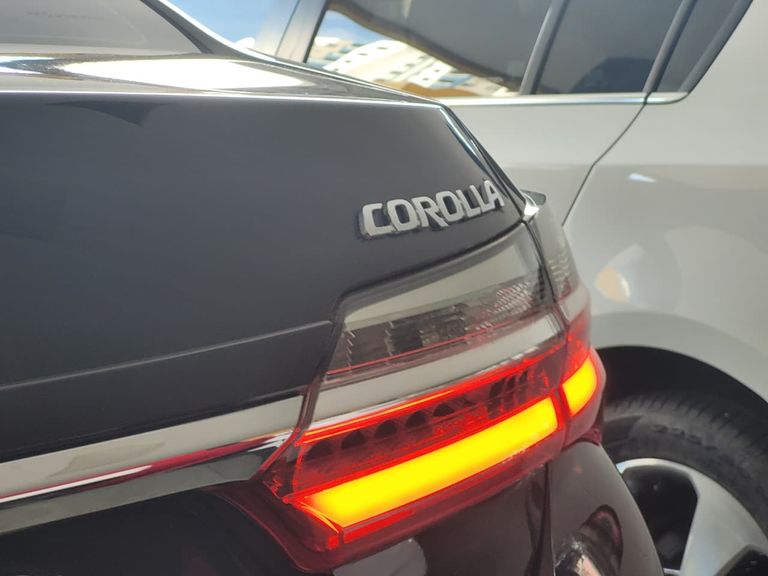 Toyota Corolla XEi 2.0 Flex 16V Aut.