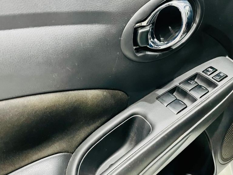 Nissan VERSA SV 1.6 16V FlexStart 4p Mec.