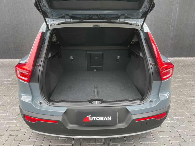 Volvo XC 40 T-5 MOMENTUM 2.0 252cv AWD