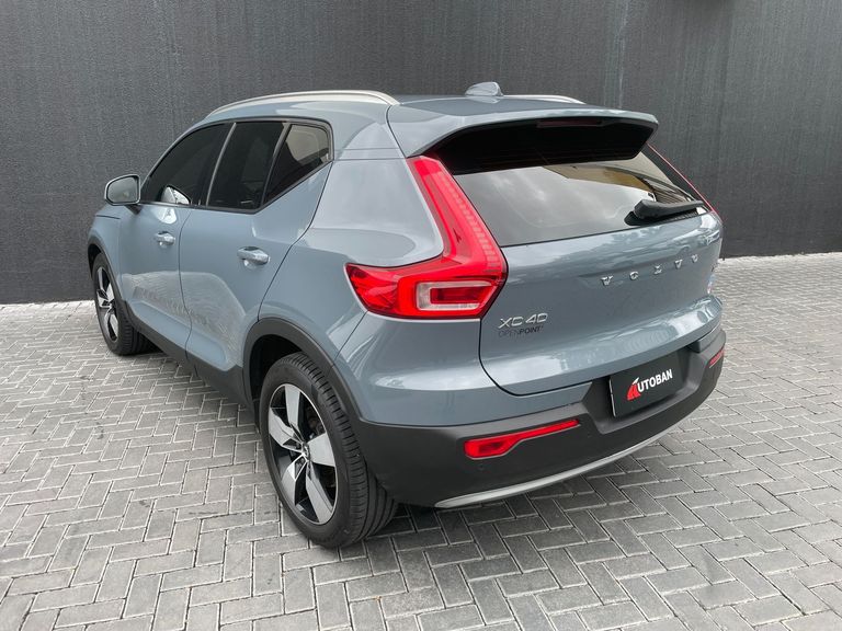 Volvo XC 40 T-5 MOMENTUM 2.0 252cv AWD