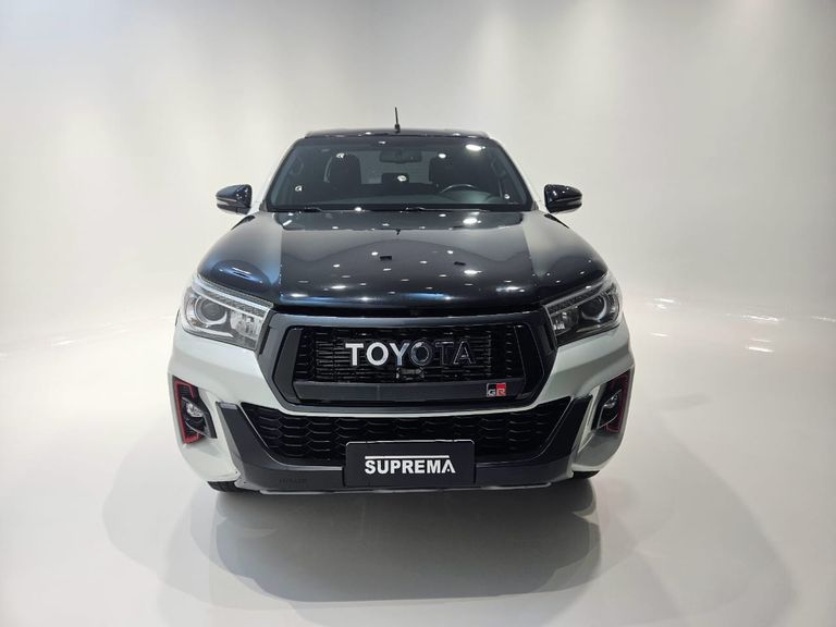 Toyota Hilux CD GR-S 4x4 2.8 TDI Dies. Aut.