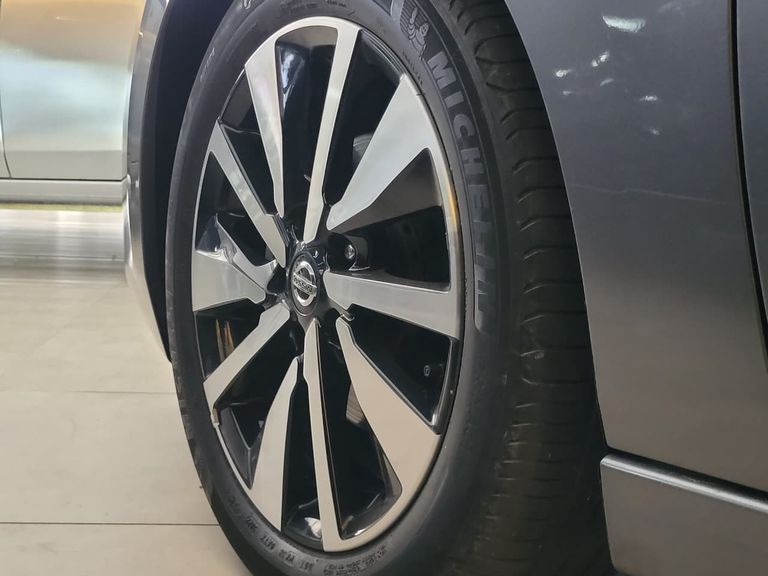 Nissan Sentra Exclusive 2.0 16V Aut.