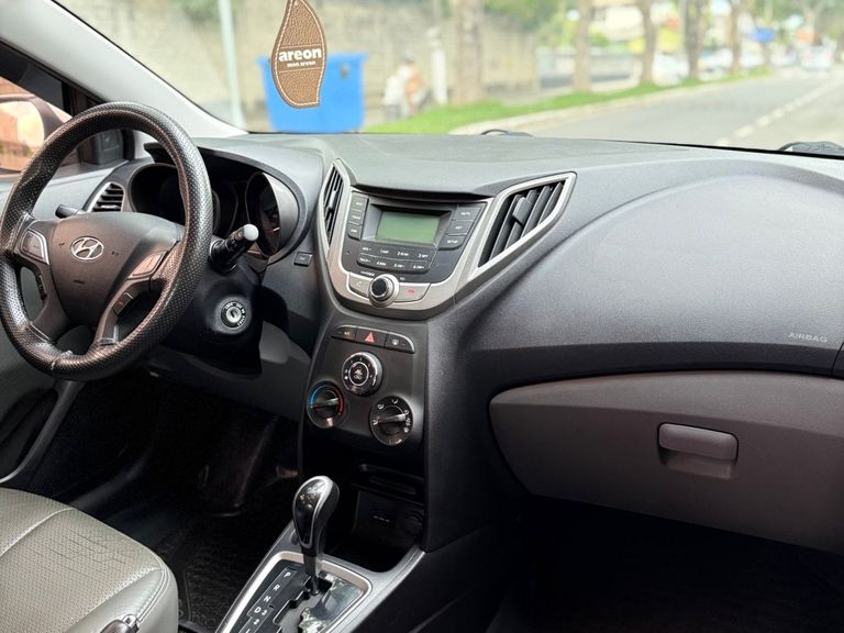 Hyundai HB20S Premium 1.6 Flex 16V Aut. 4p