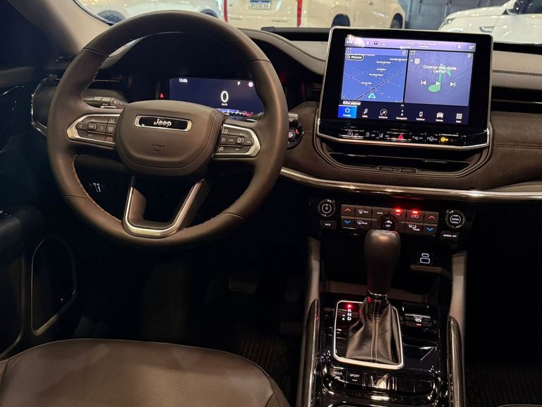 Jeep Commander Limited T270 1.3 TB Flex Aut.