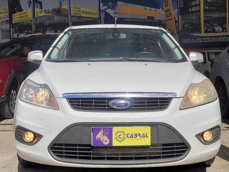 Ford Focus Sedan 2.0 16V/2.0 16V Flex 4p Aut.