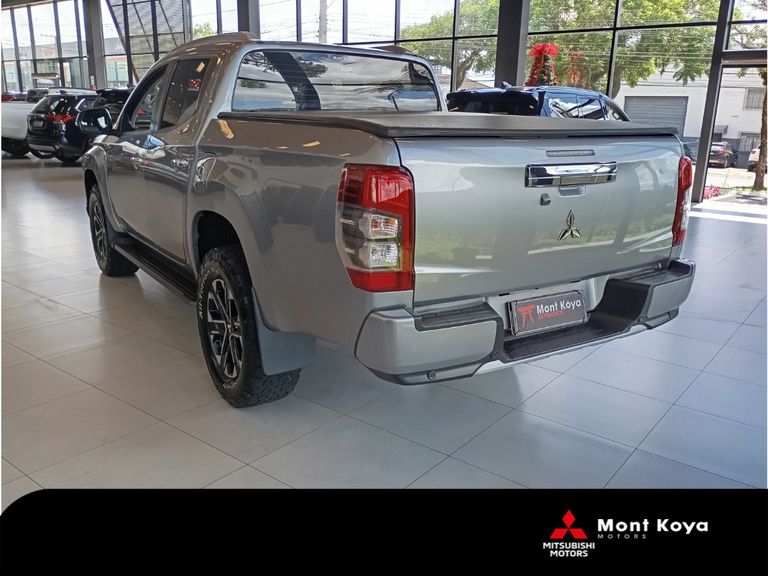 Mitsubishi L200 Triton Sport HPE-S 2.4 CD Dies. Aut