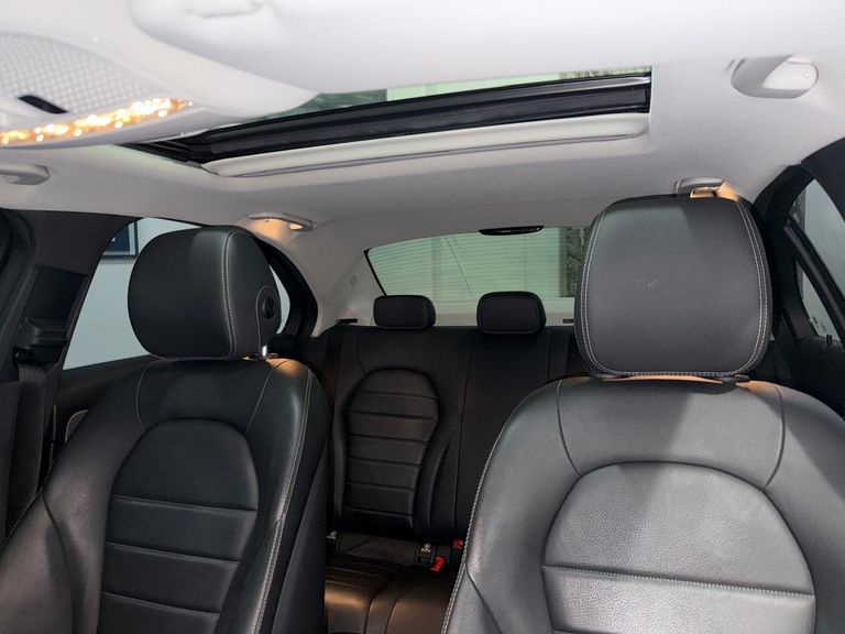 Mercedes C-250 Avantgarde 2.0 TB 211cv Aut.