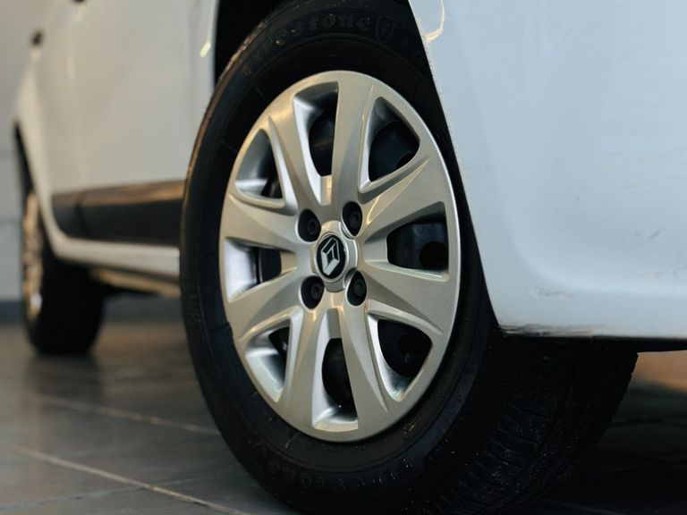 Renault SANDERO Expression Hi-Flex 1.0 16V 5p