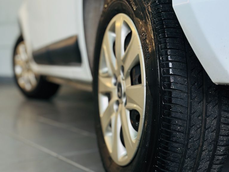 Renault SANDERO Expression Hi-Flex 1.0 16V 5p