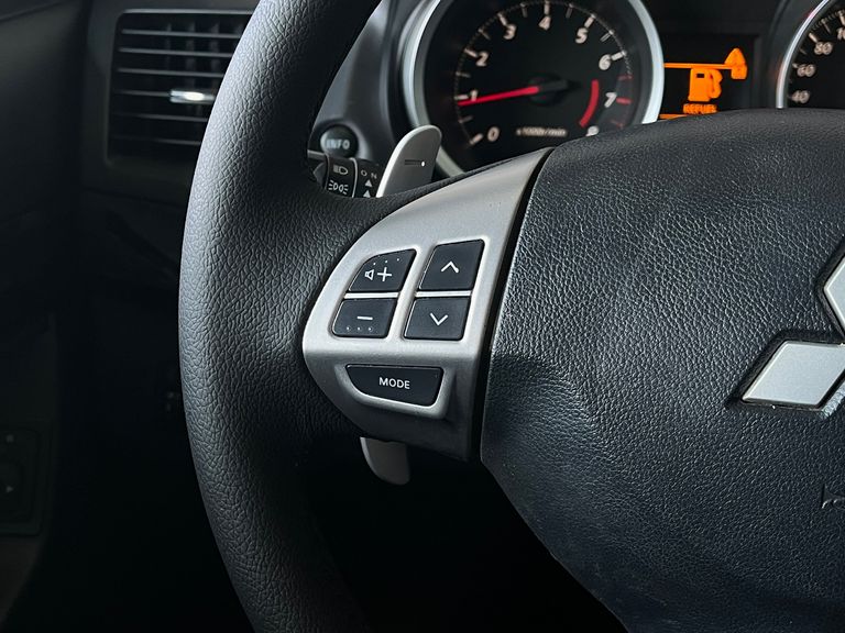 Mitsubishi Lancer HL-T 2.0 16V 160cv Aut.