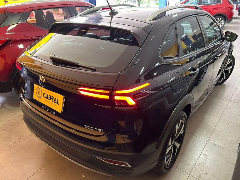 VolksWagen Nivus Highline 1.0 200 TSI Flex Aut.