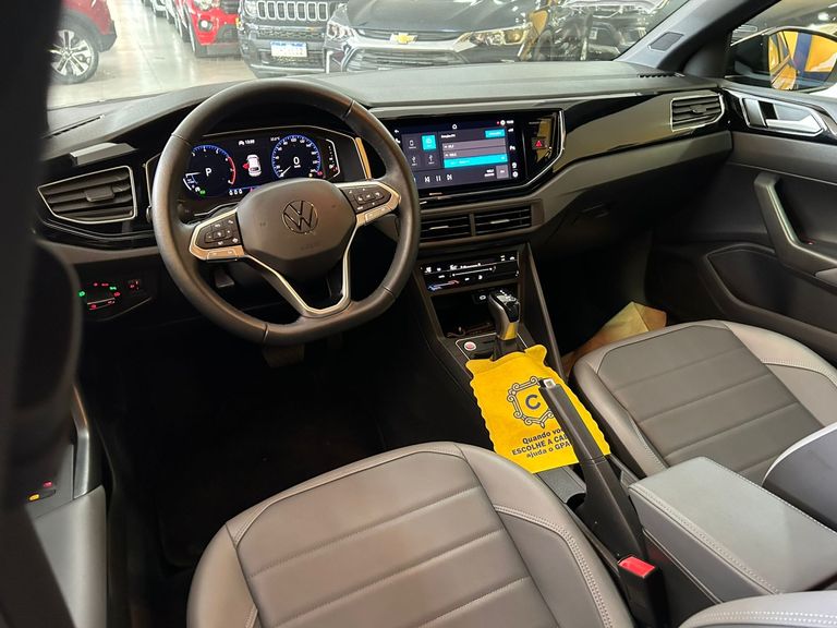 VolksWagen Nivus Highline 1.0 200 TSI Flex Aut.