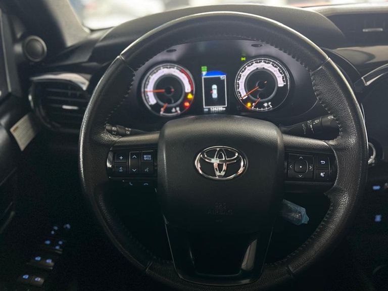 Toyota Hilux CD SRX 4x4 2.8 TDI 16V Diesel Aut.