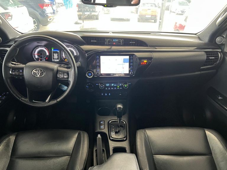 Toyota Hilux CD SRX 4x4 2.8 TDI 16V Diesel Aut.