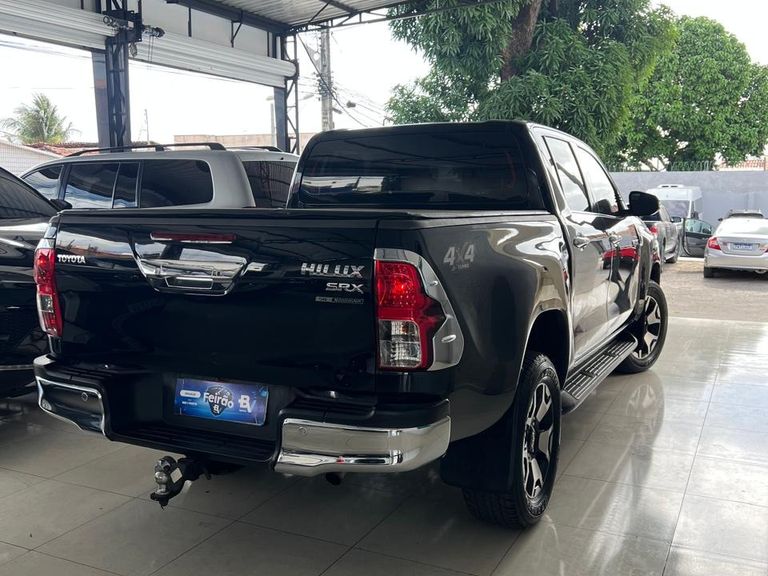 Toyota Hilux CD SRX 4x4 2.8 TDI 16V Diesel Aut.