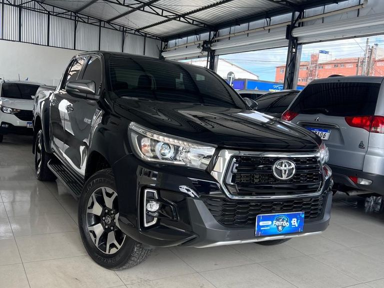 Toyota Hilux CD SRX 4x4 2.8 TDI 16V Diesel Aut.