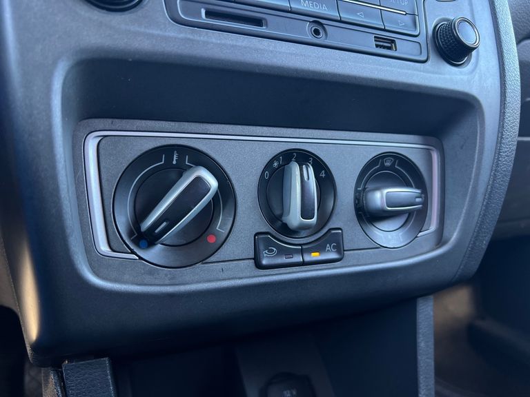 VolksWagen CROSSFOX 1.6 Mi Total Flex 8V 5p