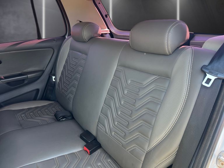 VolksWagen CROSSFOX 1.6 Mi Total Flex 8V 5p