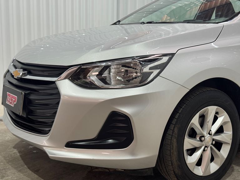 Chevrolet ONIX SEDAN Plus LT 1.0 12V Flex 4p Mec.