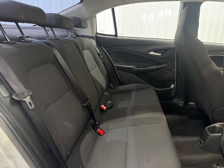 Chevrolet ONIX SEDAN Plus LT 1.0 12V Flex 4p Mec.