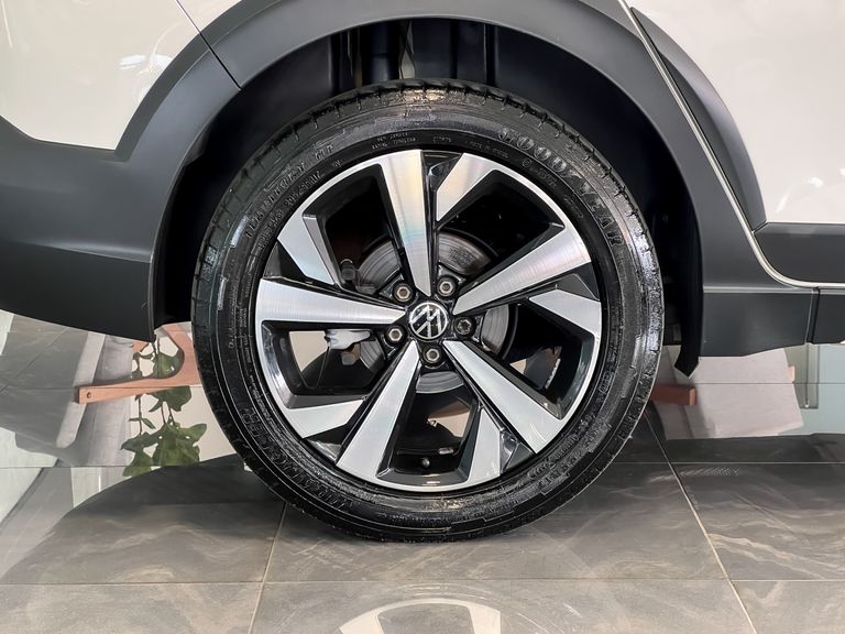 VolksWagen Nivus Highline 1.0 200 TSI Flex Aut.