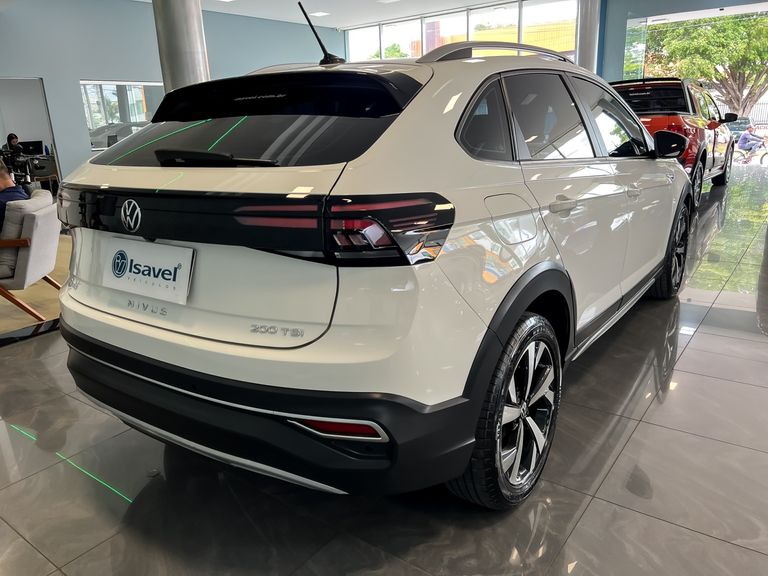 VolksWagen Nivus Highline 1.0 200 TSI Flex Aut.