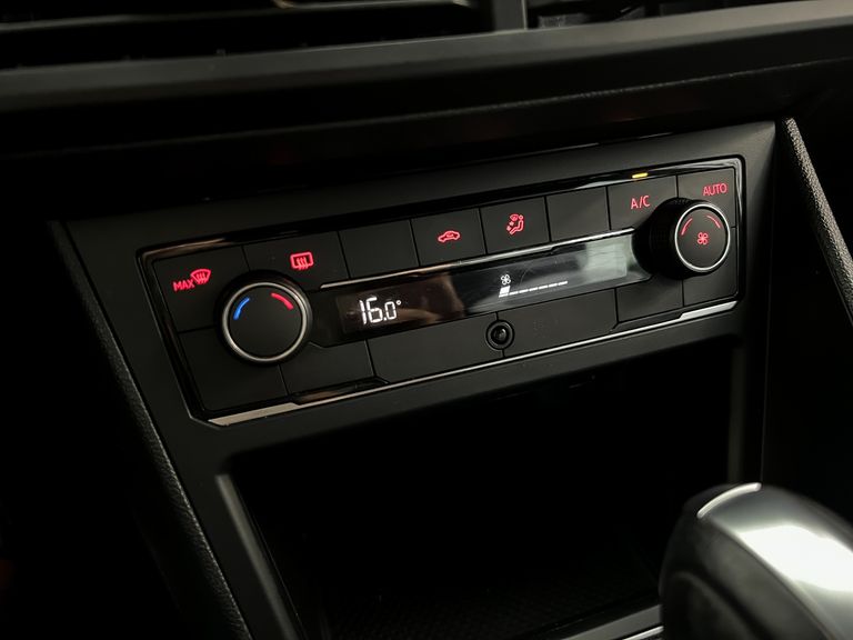 VolksWagen Nivus Highline 1.0 200 TSI Flex Aut.