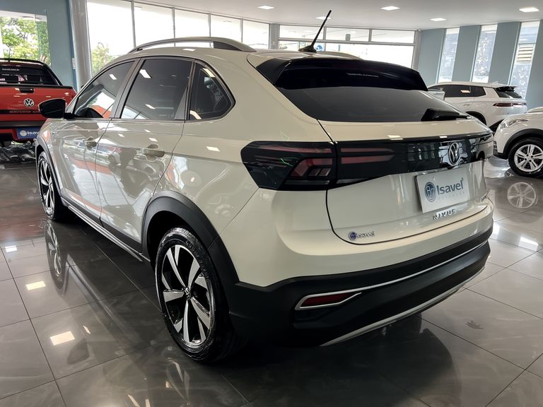 VolksWagen Nivus Highline 1.0 200 TSI Flex Aut.