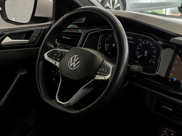 VolksWagen Nivus Highline 1.0 200 TSI Flex Aut.