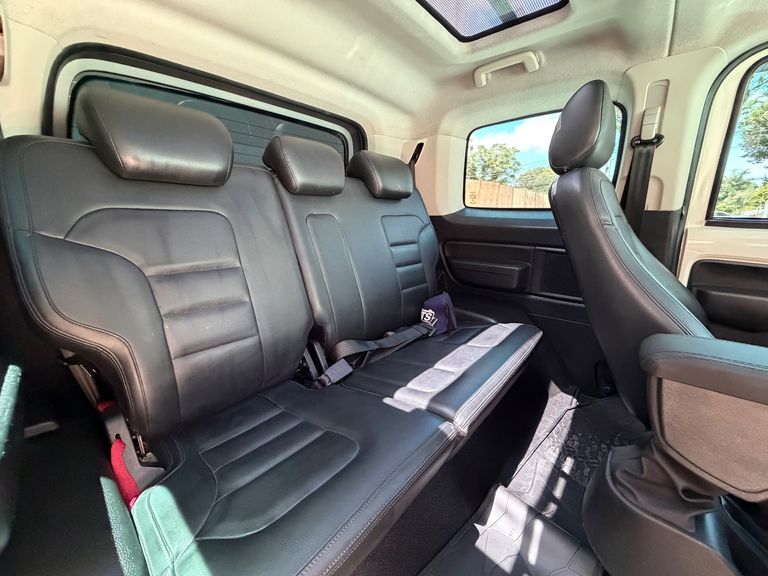 Troller T-4 4x4 3.2 20V Tdi Cap. Rígida Diesel