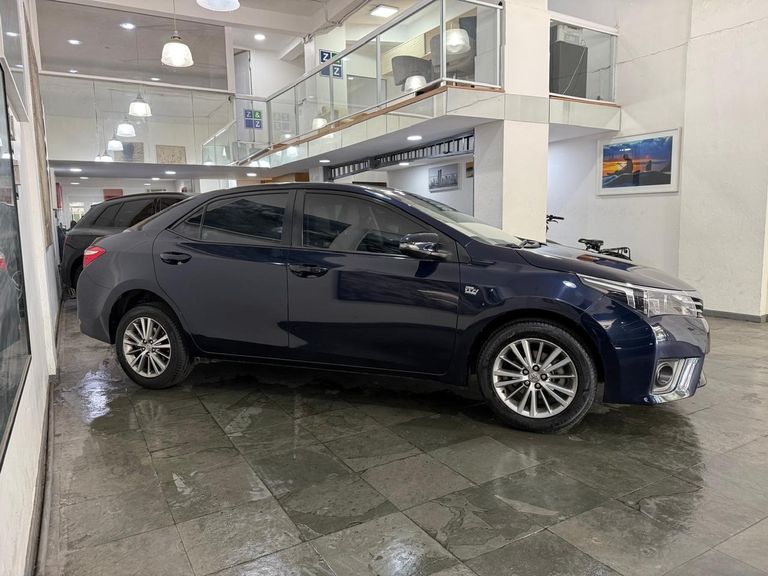 Toyota Corolla XEi 2.0 Flex 16V Aut.