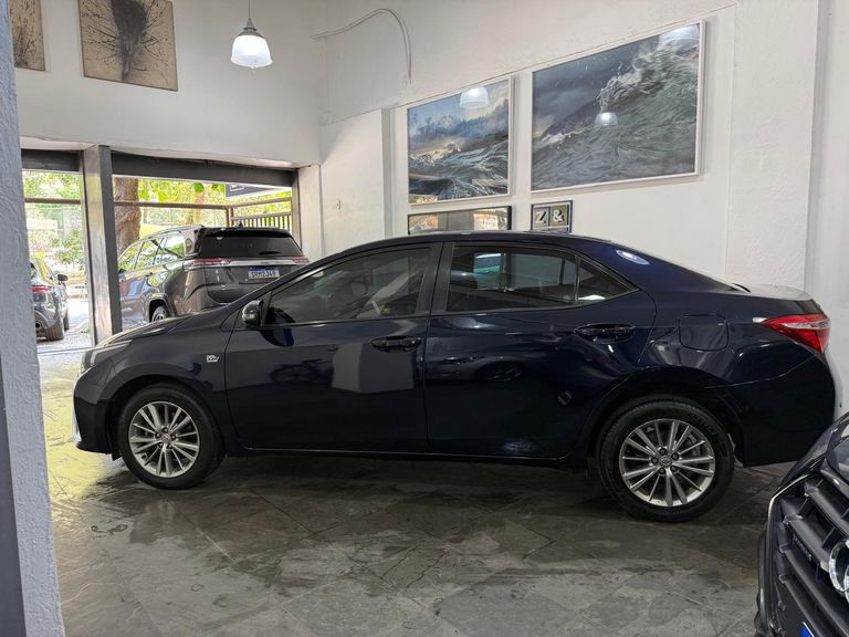 Toyota Corolla XEi 2.0 Flex 16V Aut.