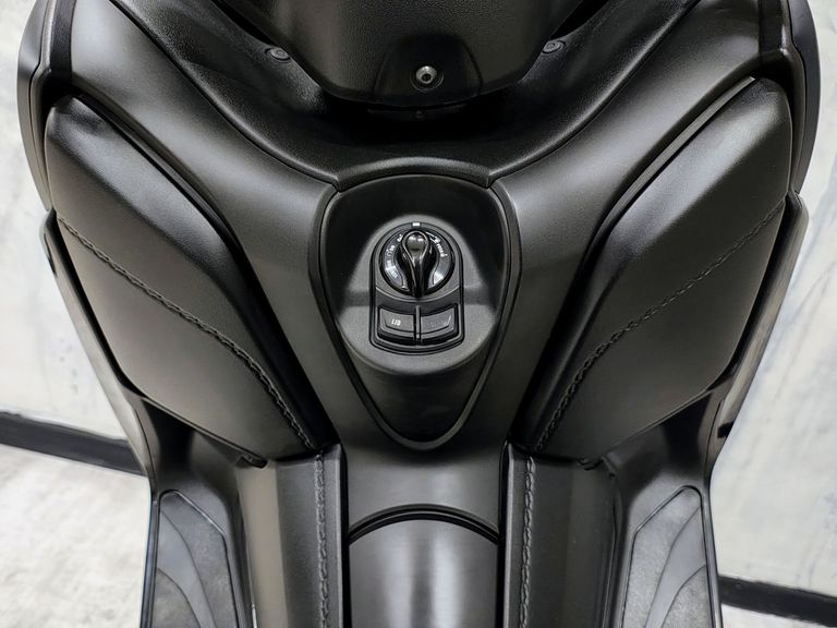 YAMAHA XMAX 250 ABS