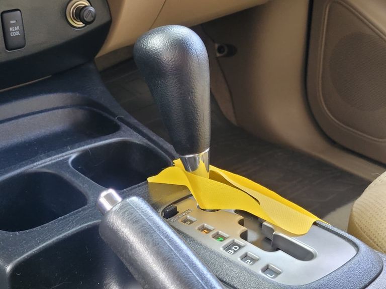 Toyota Hilux SW4 SR 4x2 2.7/ 2.7 Flex 16V Aut.